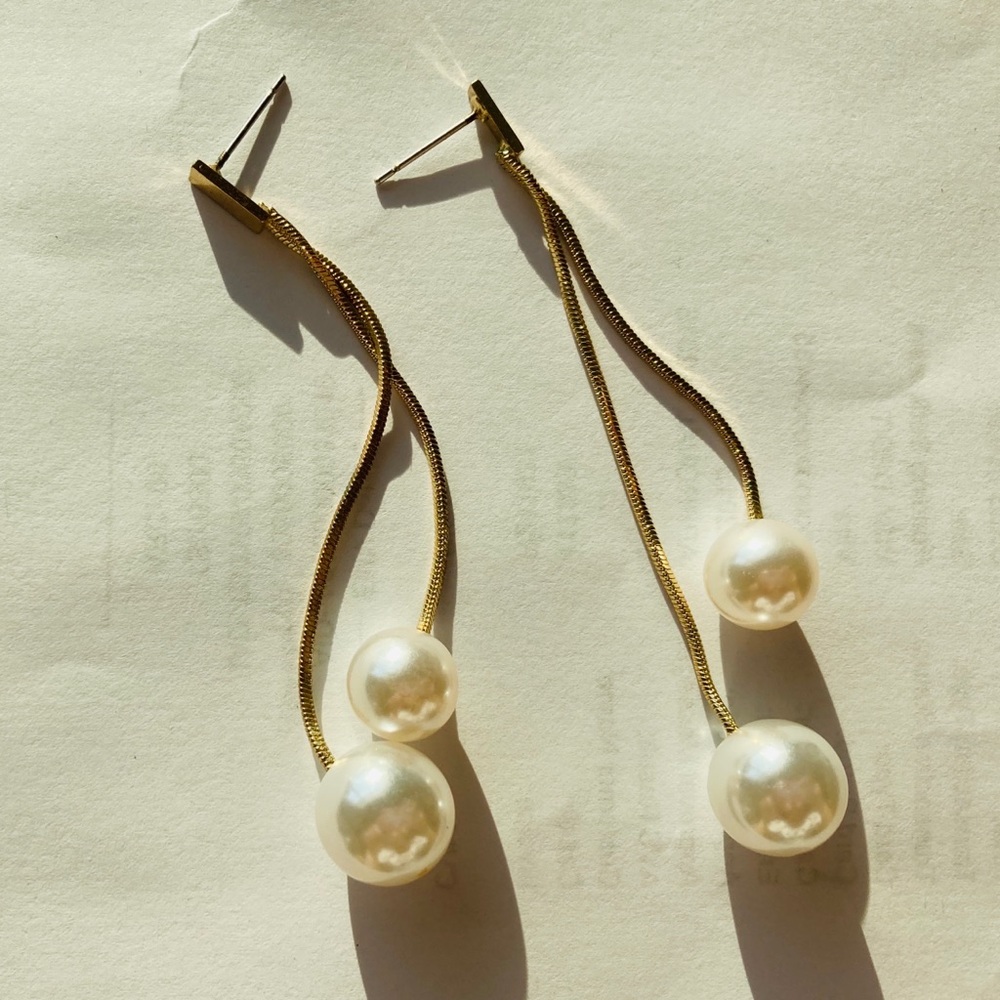 Pearl style earrings